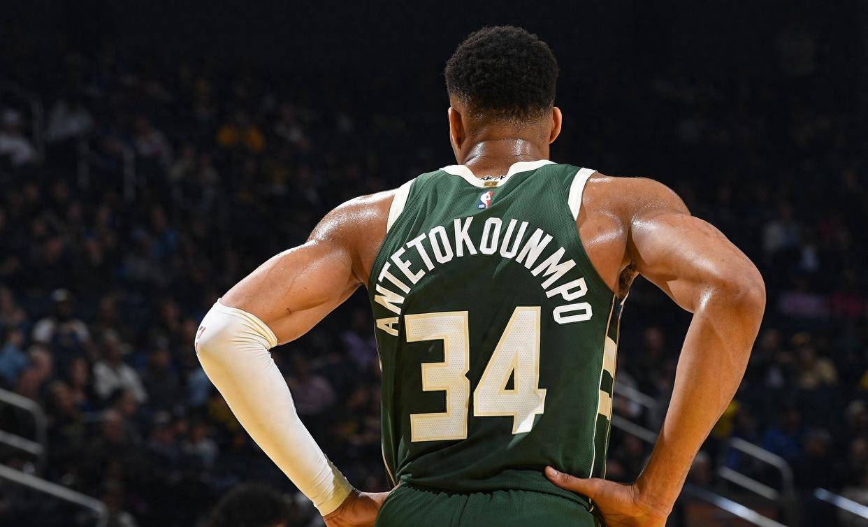 开云官网-关于CBA常规赛赛程吃紧,密尔沃基雄鹿今晚主帅复盘,话题不断,数据趋势出现新变化的信息