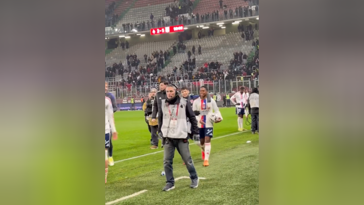 开云登录-包含赛前法甲焦点战;里昂刷新队史纪录;气氛紧张;团队化学反应显著的词条