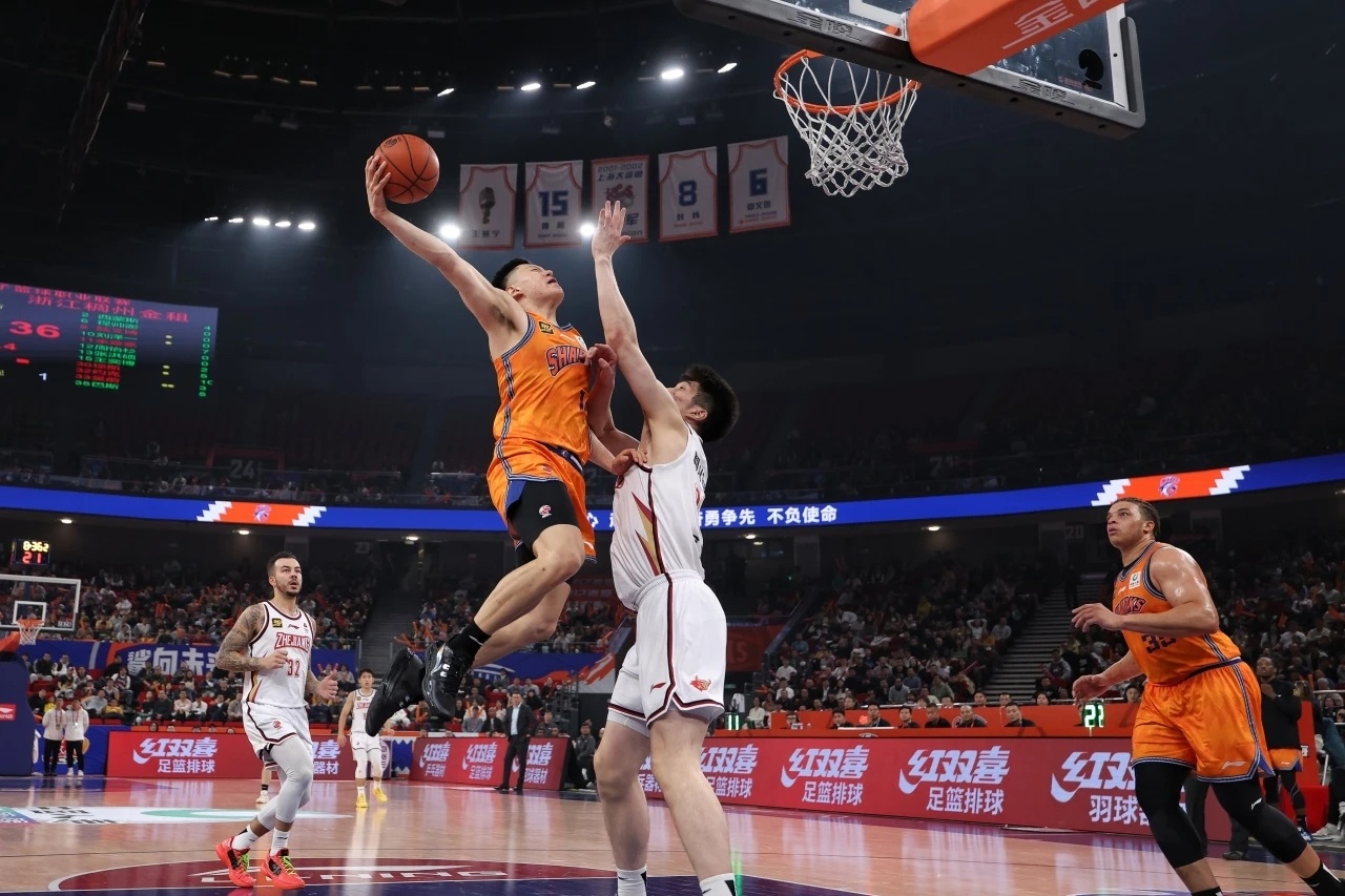 开云登录-关于关键时刻浙江队内部沟通:CBA季后赛节点到来,压力陡增,团队化学反应显著的信息