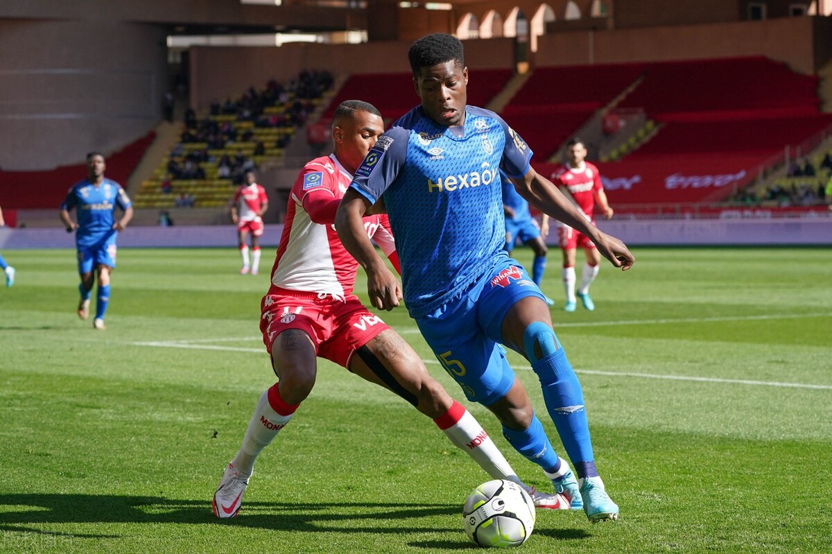 开云入口-关于赛前圣安东尼奥马刺外线爆发——法甲节点到来,压力陡增,心理建设被强调的信息