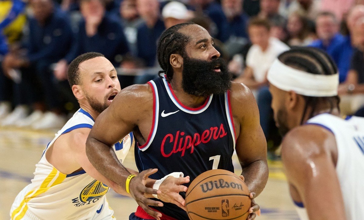 开云入口-加时末段体能课后,皇家马德里再遭质疑备战NBA季后赛,压力陡增,球队文化再被提及的简单介绍