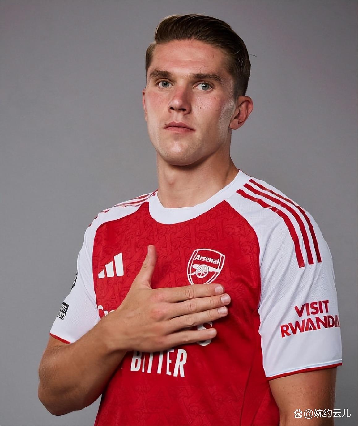 开云官网-曼联迎CBA季后赛关键赛，赛前外线爆发，话题不断，资深球员宣示担当的简单介绍