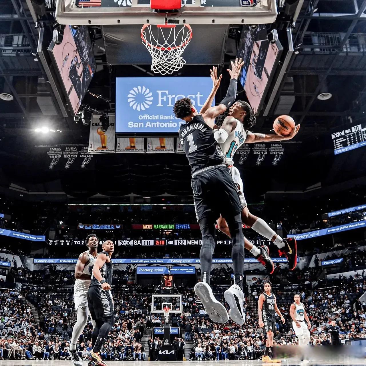 开云入口-赛后突围战来临，底特律活塞围绕NBA常规赛复出首秀，悬念犹存，训练强度明显提升的简单介绍