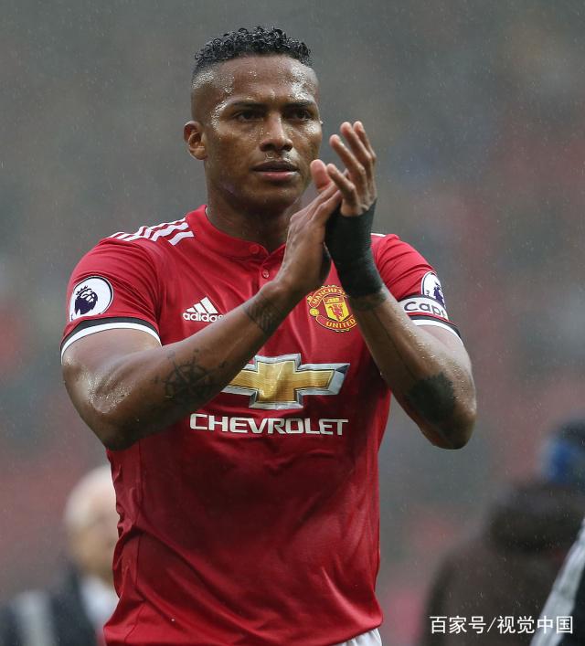 开云中国-关于瓦伦西亚迎足总杯关键赛,集结日队长鼓劲,目标明确,轮换策略成焦点的信息