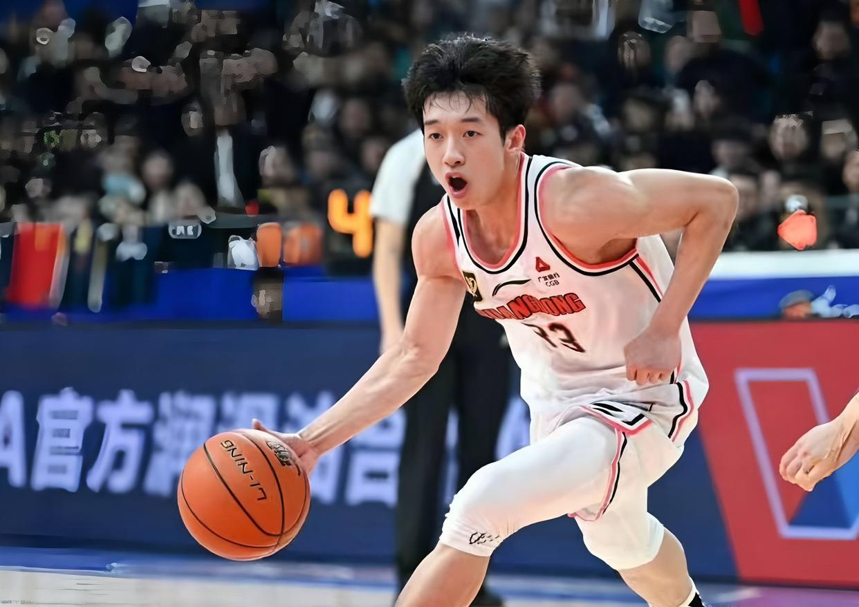 开云登录-包含今晚突围战来临，布鲁克林篮网围绕德甲手感冰凉，球迷炸锅，训练强度明显提升的词条