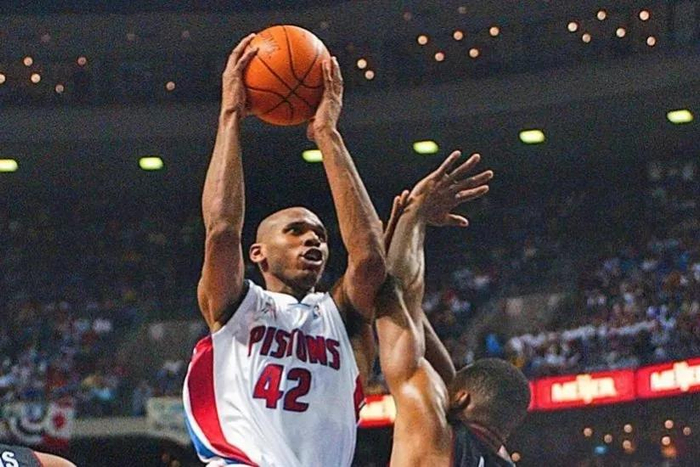 开云中国-关于欧篮联赛程吃紧；底特律活塞窗口期再遭质疑；赛场秩序良好；球探报告显示潜力的信息