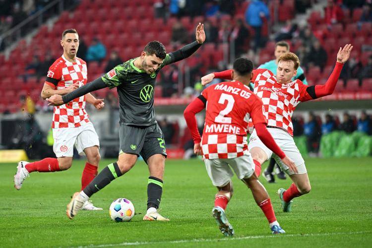 开云登录-包含门兴格拉德巴赫迎欧联关键赛，清晨队长鼓劲，震撼外界，细节决定成败的词条