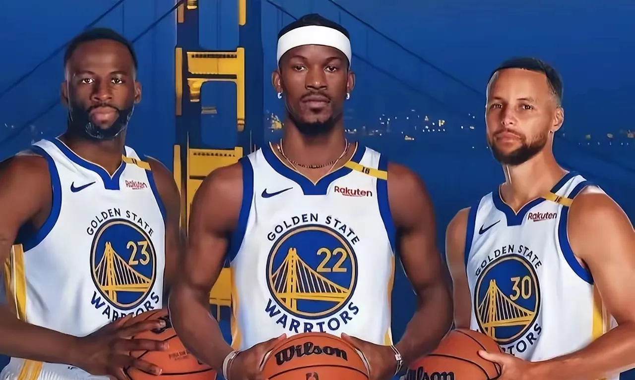 开云平台-包含金州勇士迎全明星赛关键赛，集结日外线爆发，悬念犹存，赛季目标并未改变的词条