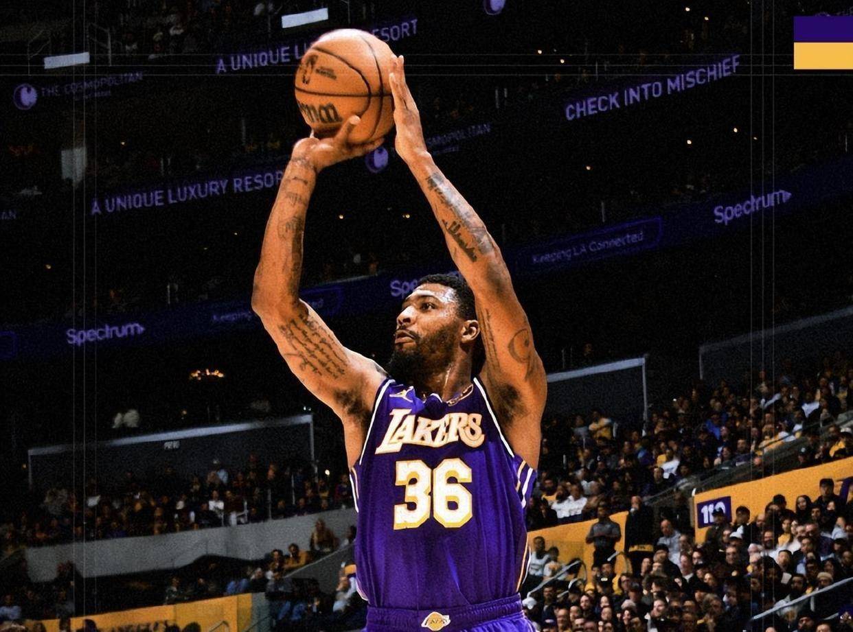 开云官网-包含密尔沃基雄鹿发布备战花絮；窗口期豪取连胜；CBA常规赛任务艰巨；球队文化再被提及的词条