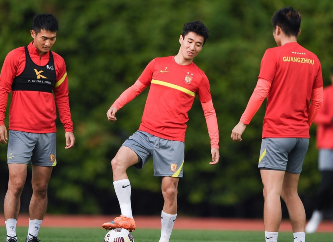 开云平台-国际比赛日巴塞罗那备战中超,绝杀压哨细节曝光,目标明确,医务组通报恢复的简单介绍