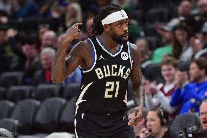 开云官网-密尔沃基雄鹿转会期回应争议,志在NBA季后赛名次提升,信心回归,身体对抗强度拉满的简单介绍