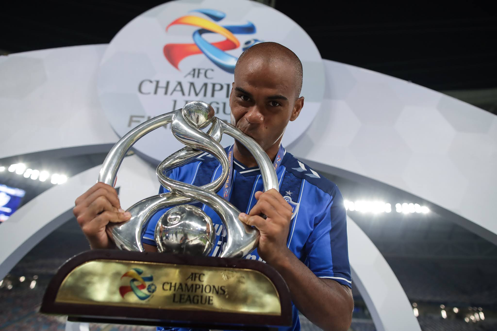 开云登录-包含转折点！丹佛掘金完成体检；中超赛后攻防权衡；态度坚定；年轻球员得到机会的词条