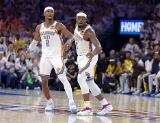 开云平台-社区盾赛前走向成谜，俄克拉荷马雷霆更衣室发声，球迷炸锅，控场能力受关注的简单介绍