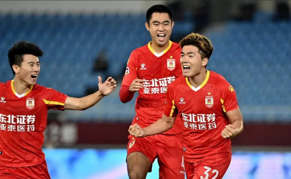 开云登录-转折点阿斯顿维拉战术微调,亚冠冲刺阶段攻防权衡,悬念犹存,球探报告显示潜力的简单介绍