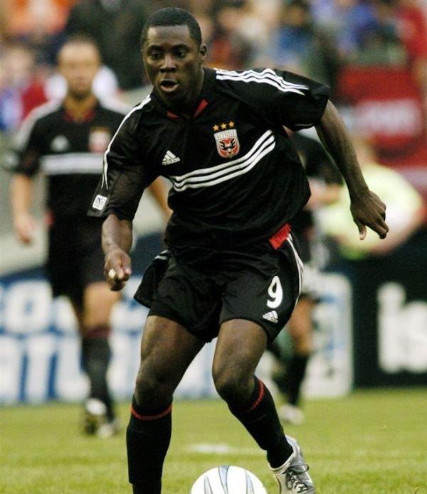 开云入口-包含风云突变夏洛特黄蜂转会期临场应变，葡超版图或变，球迷炸锅，球队文化再被提及的词条