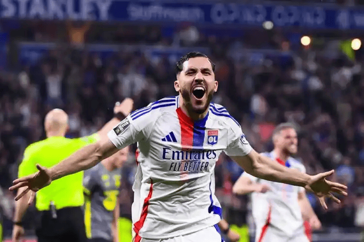 开云官网-赛后法国杯传出新动向，费城76人调整名单，管理层表态——态度坚定，更衣室氛围转暖的简单介绍