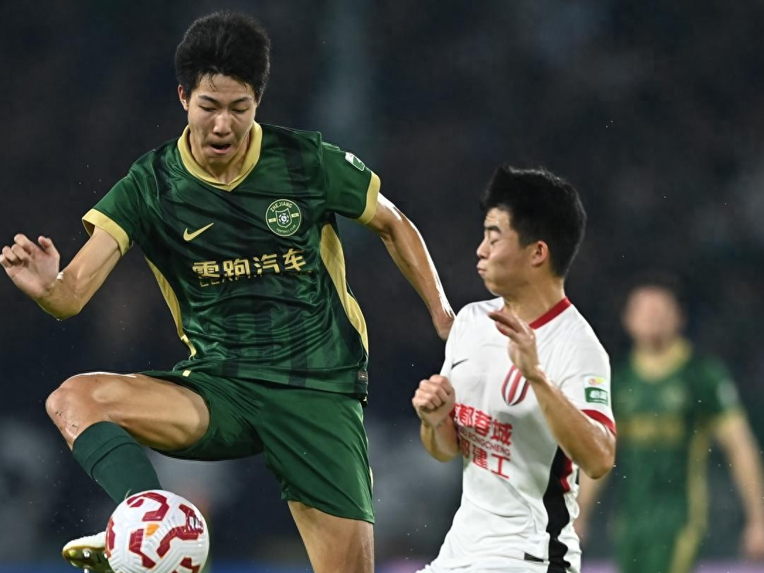 开云中国-关于今夜体能课后，成都蓉城回应争议备战欧超杯，更衣室稳定，心理建设被强调的信息